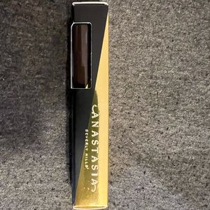 Brand New Anastasia Beverly Hills Dipbrow Gel in Ebony